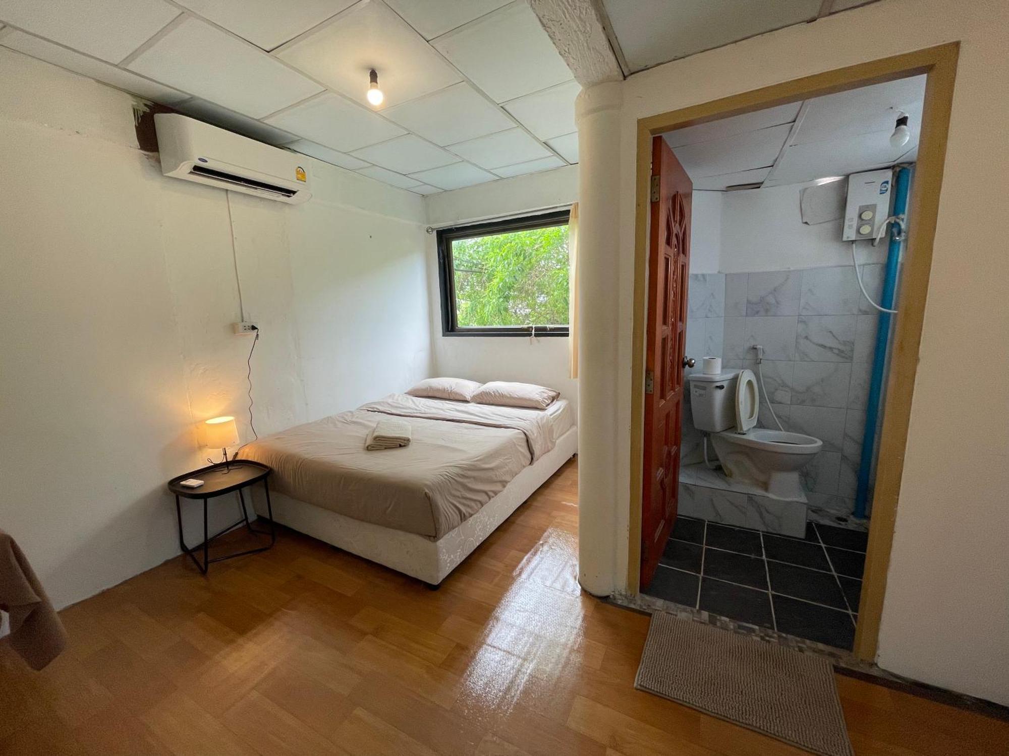 Budget Room Koh Phangan Pier With Ac Dış mekan fotoğraf
