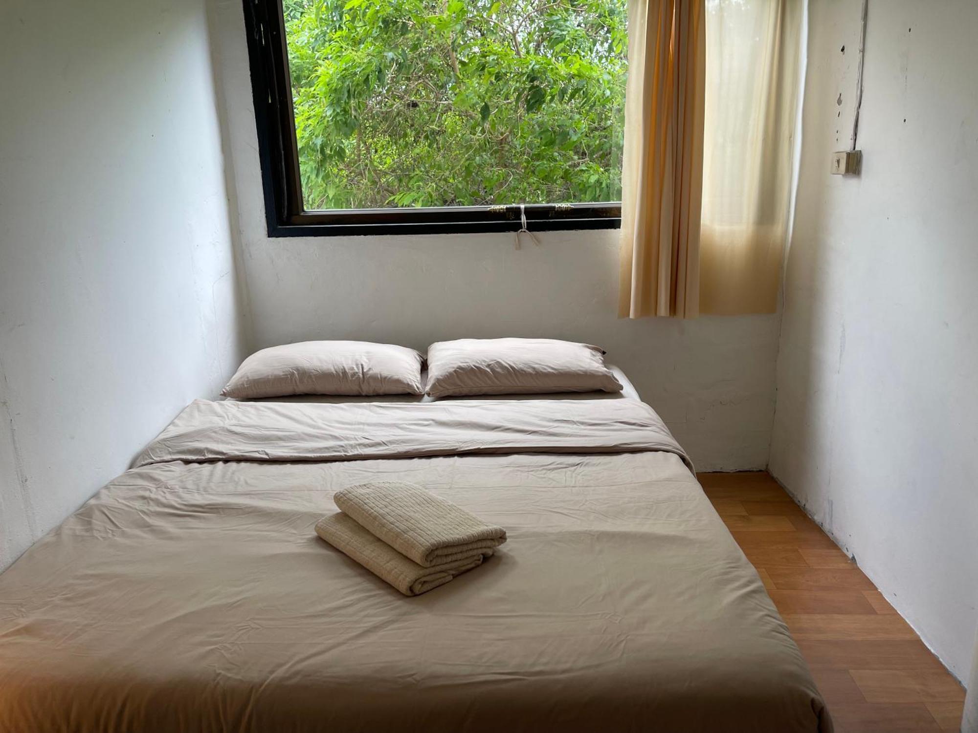 Budget Room Koh Phangan Pier With Ac Dış mekan fotoğraf